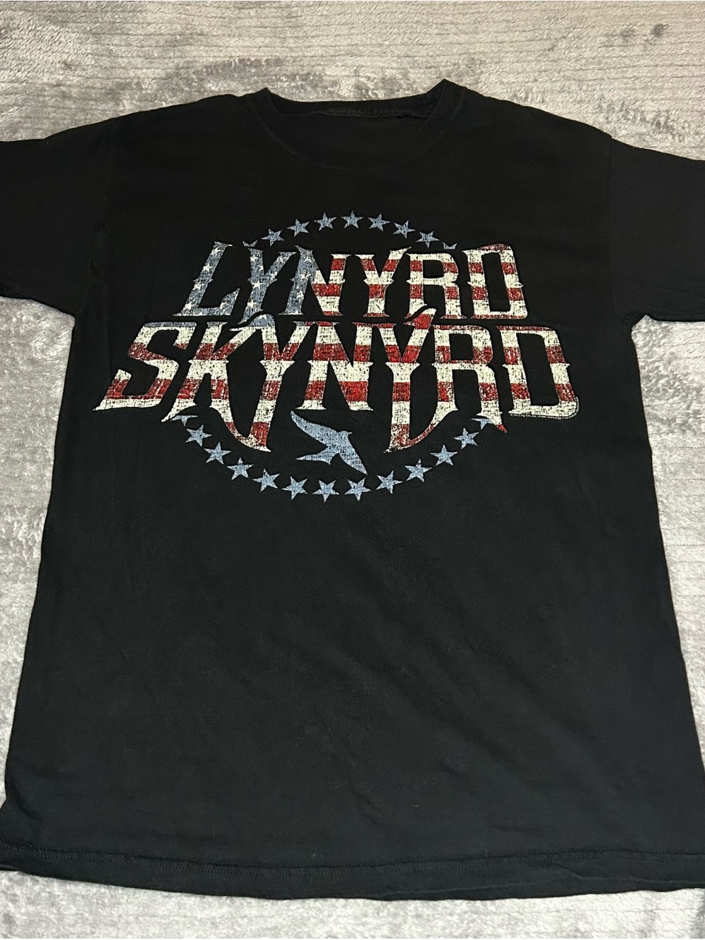Lynyrd Skynyrd Stars & Stripes American Flag Logo Music Band T Shirt Size Medium